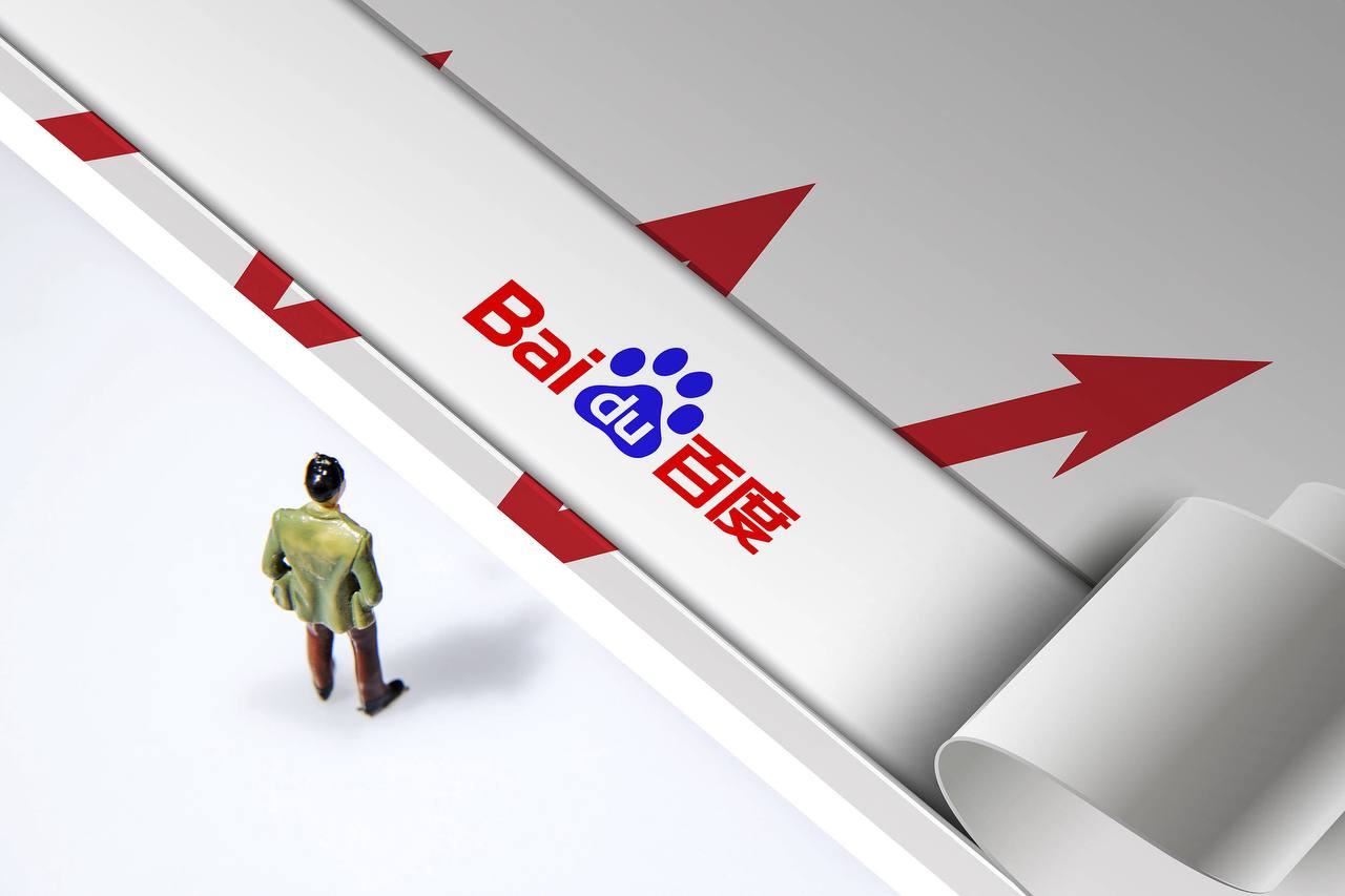 全红婵被观众的娃娃雨淹没了